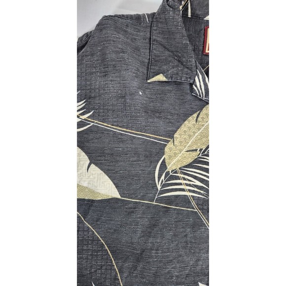 TOMMY BAHAMA Vtg Gray Floral Hawaiian Camp Shirt 70% Silk 30% Linen - Men's M - Picture 5 of 9
